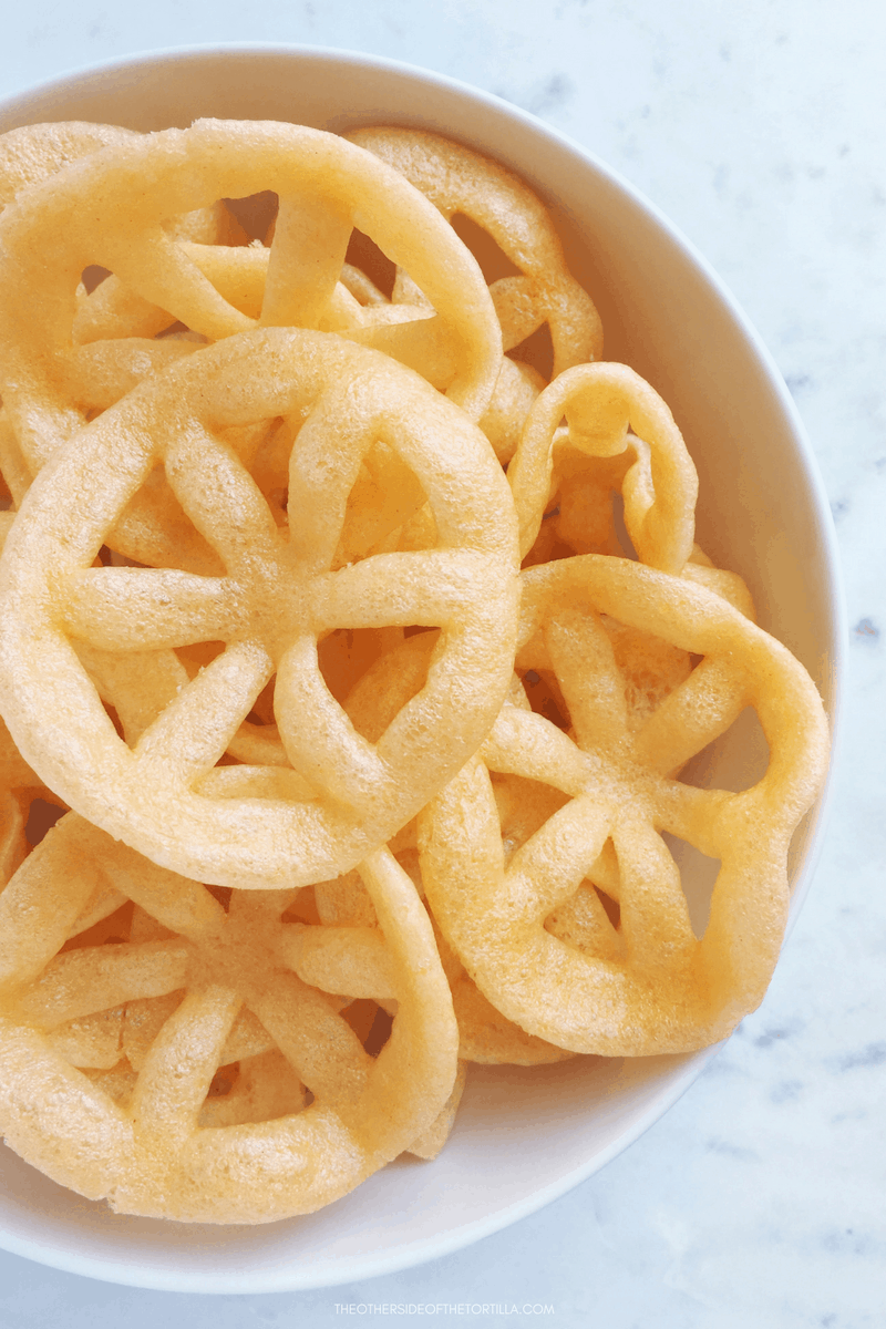 El cerdito Rueditas 3oz 86gr Mexican Wheat Snacks Churritos POS - Dulceria Mexicana "El Toto"